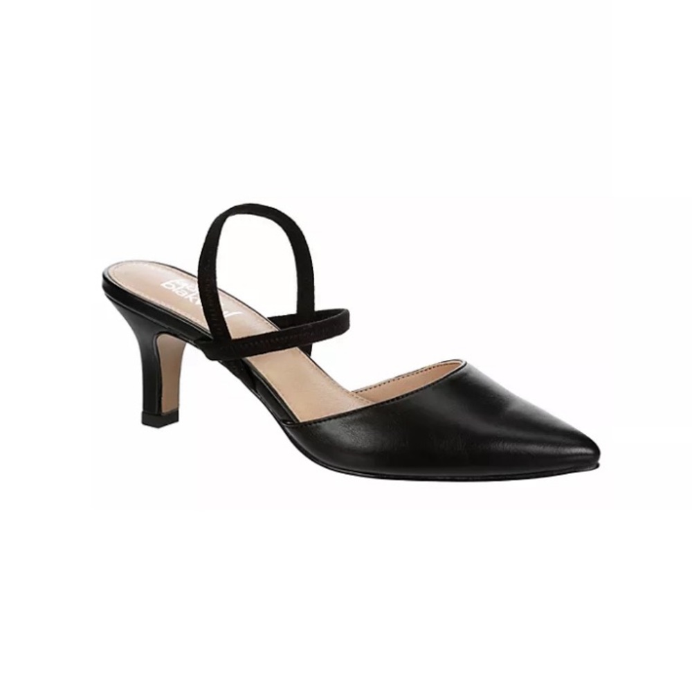 Women’s black heels. Size 8. By Lauren Blakwell